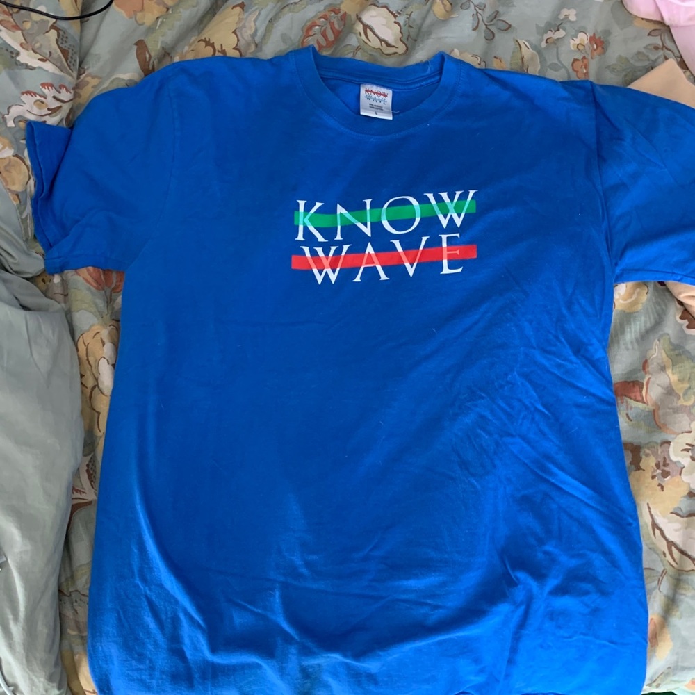 KNOW WAVE staple tee